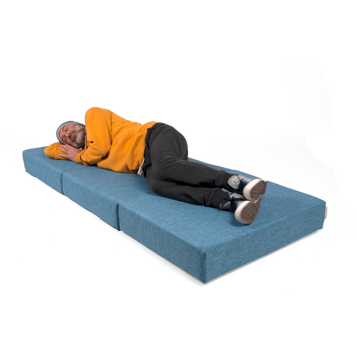 TOUF | Pouf letto pieghevole blue simil jeans, con fodera nera in poliuretano e cotone, Arkéticom (2032711499845)